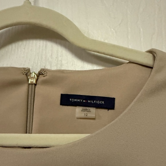 Tommy Hilfiger Women's Colorblock Dress - Black, Red, and Tan - Picture 5 of 7